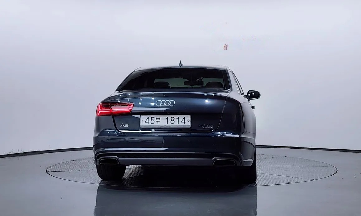 Audi A6 4