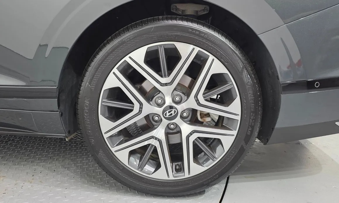 Hyundai Grandeur 21