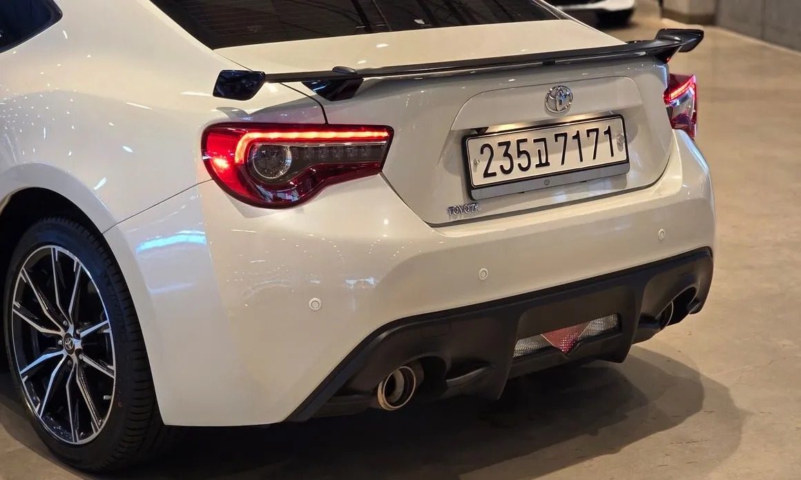 Toyota 86 4