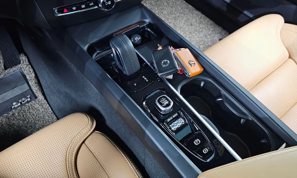 Volvo V60 9