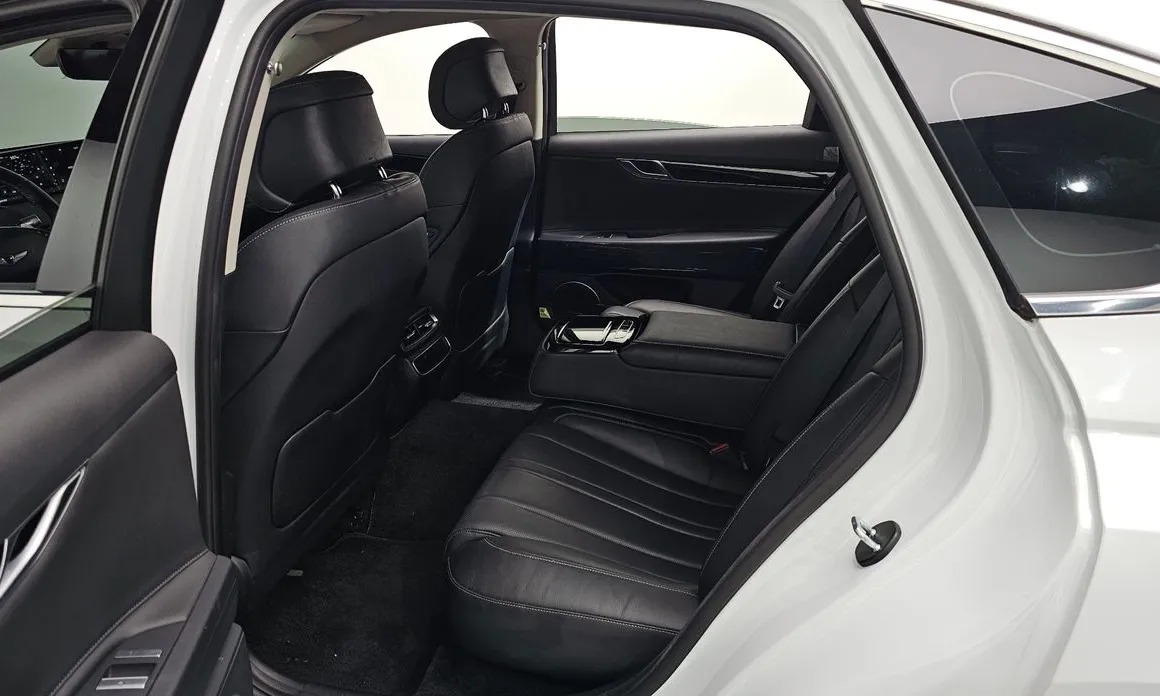Genesis G80 12