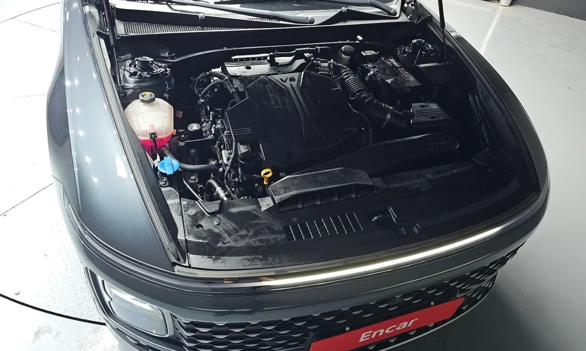 Hyundai Grandeur 6