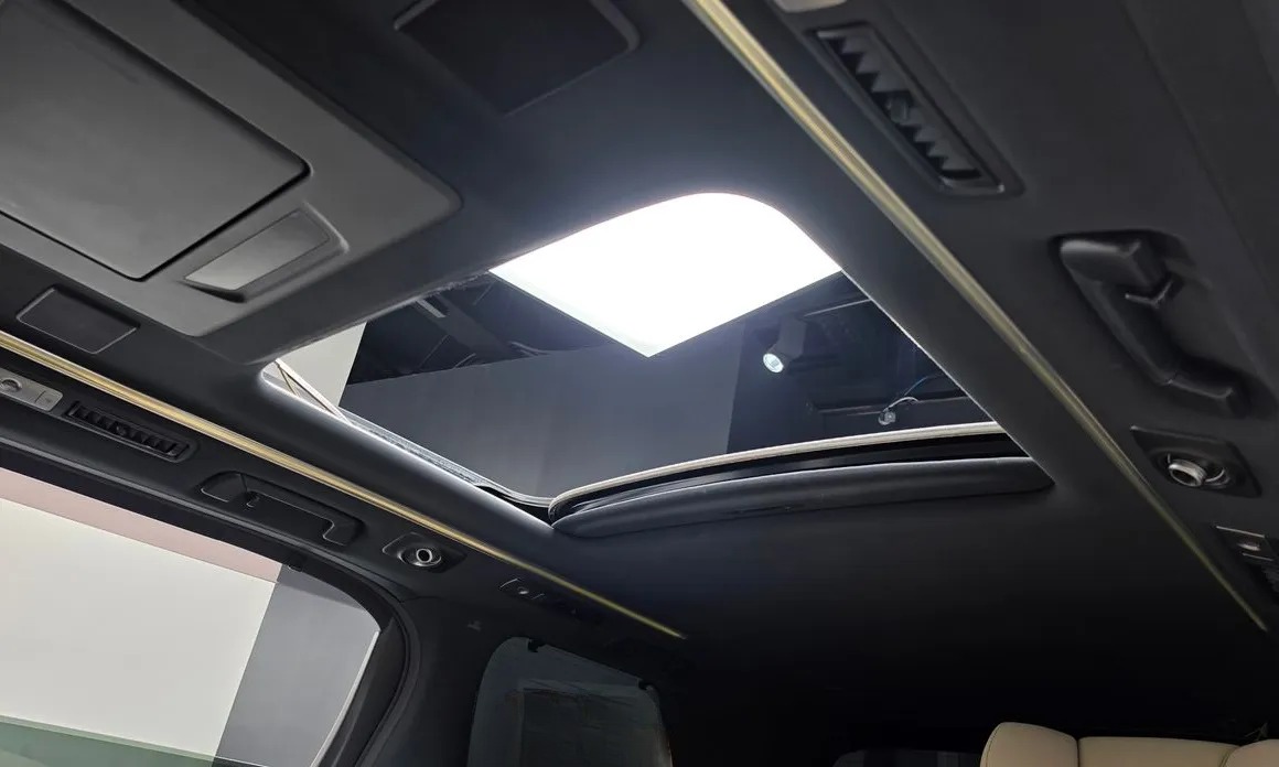 Toyota Alphard 16