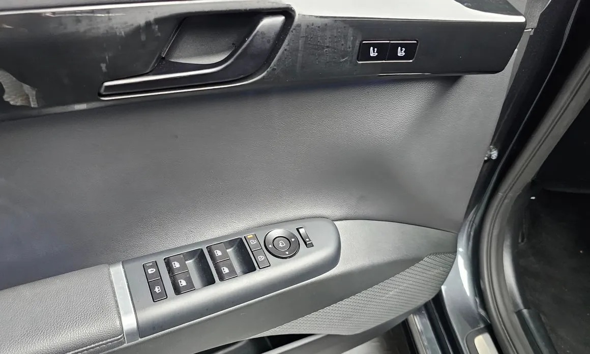 Hyundai Grandeur 18