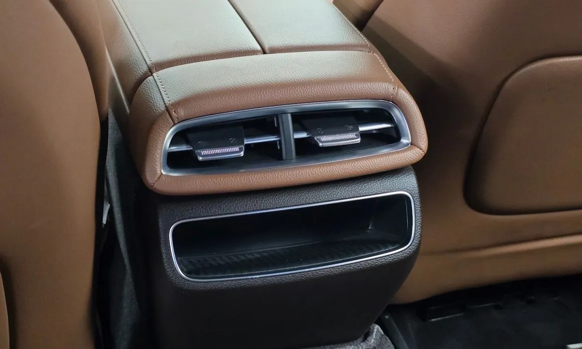 Genesis G80 30