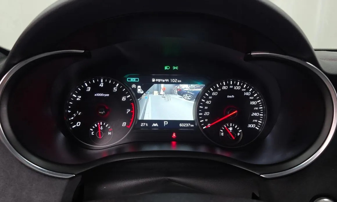 Kia Stinger 8