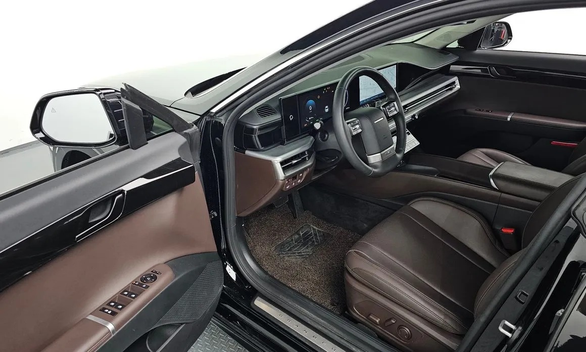 Hyundai Grandeur 10