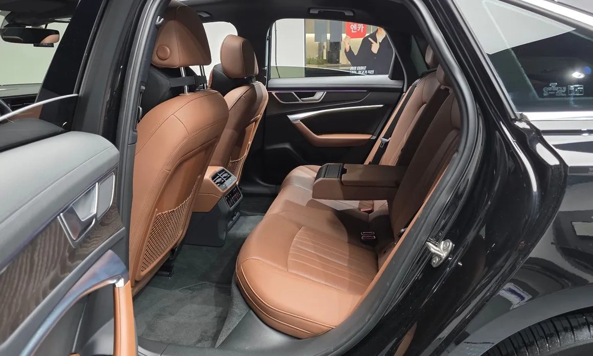 Audi A6 27