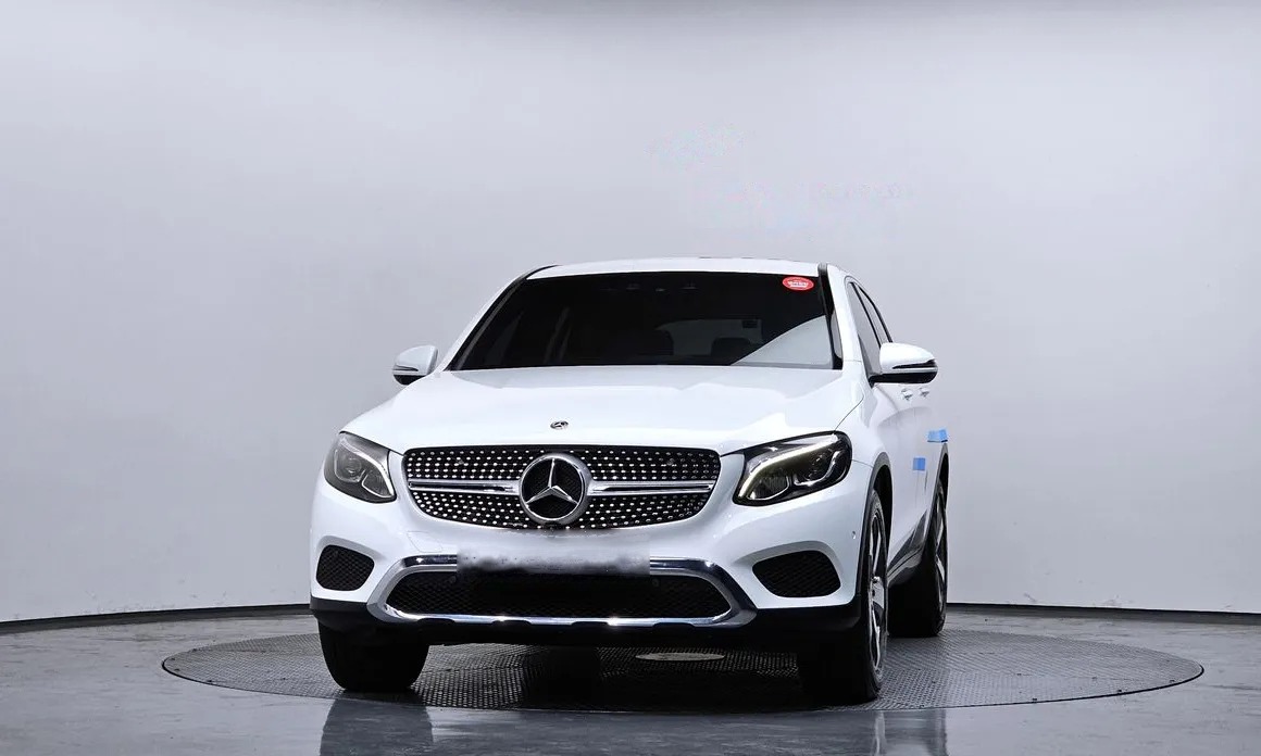 Mercedes-Benz GLC-Class 3