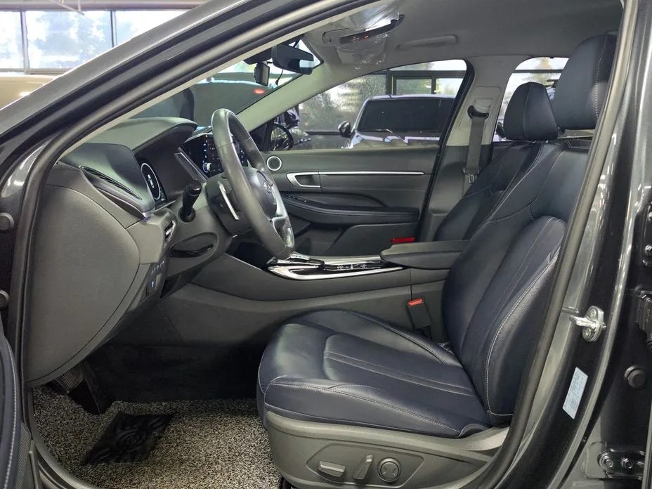 Hyundai Sonata 13