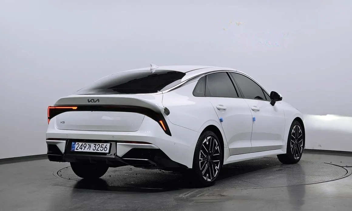 Kia K5 2