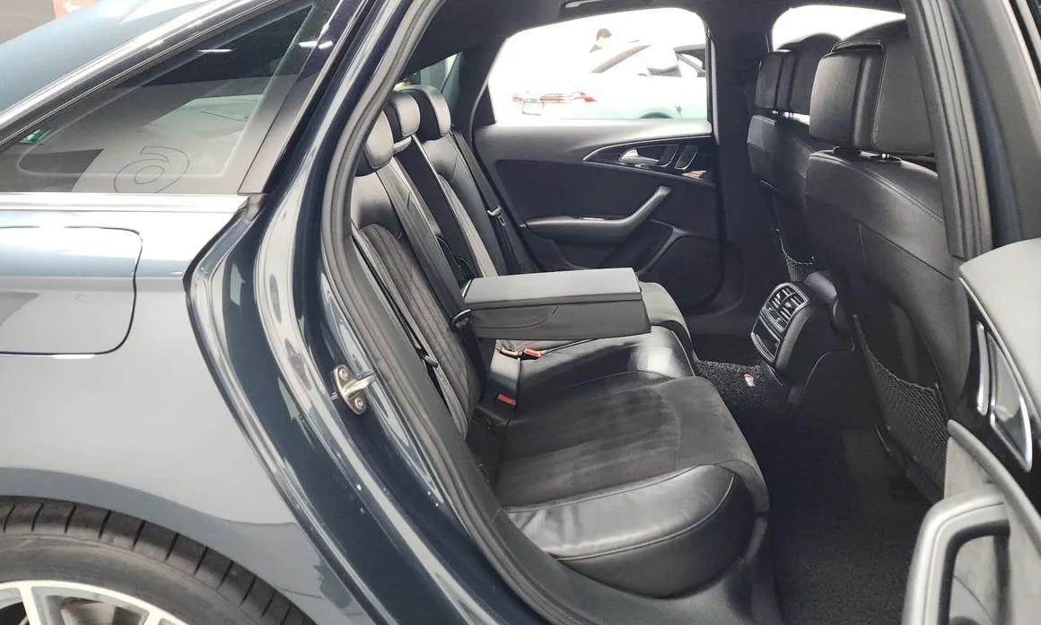 Audi A6 11