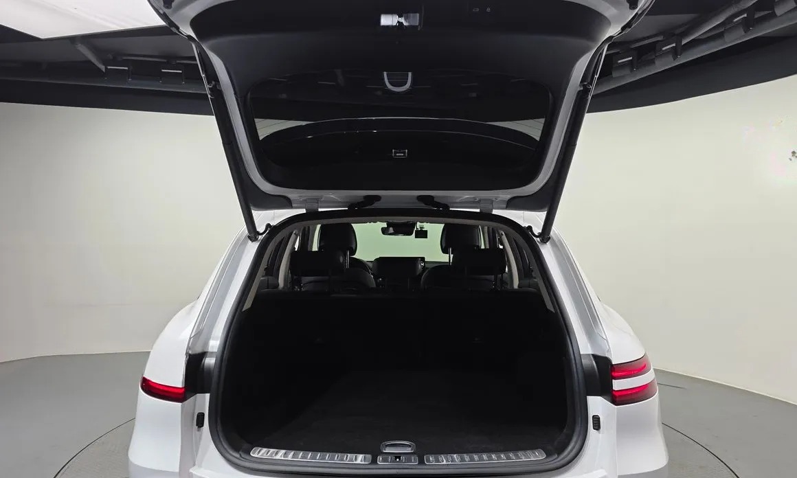 Genesis GV70 20