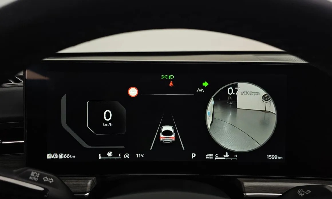 Kia K5 8
