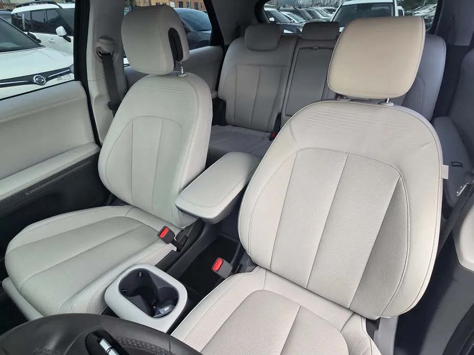 Hyundai Ioniq5 13
