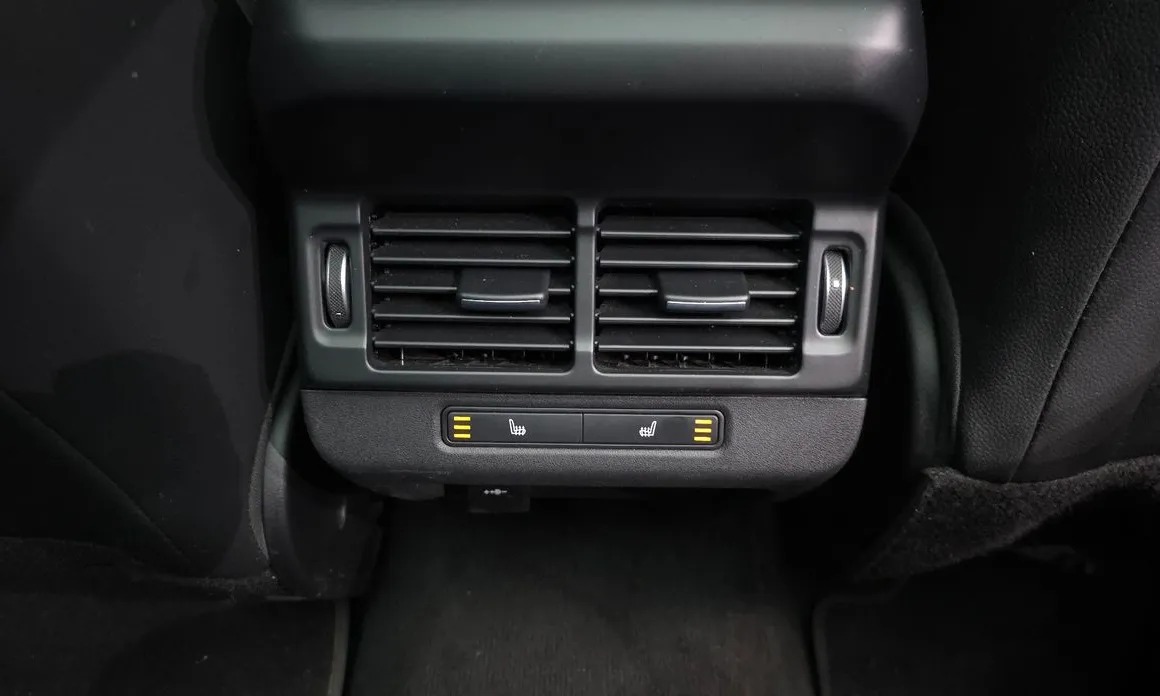 Land Rover Range Rover Evoque 18