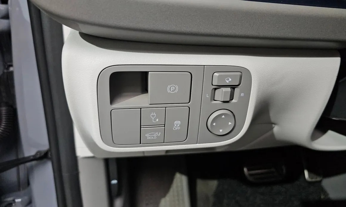 Hyundai Ioniq6 28