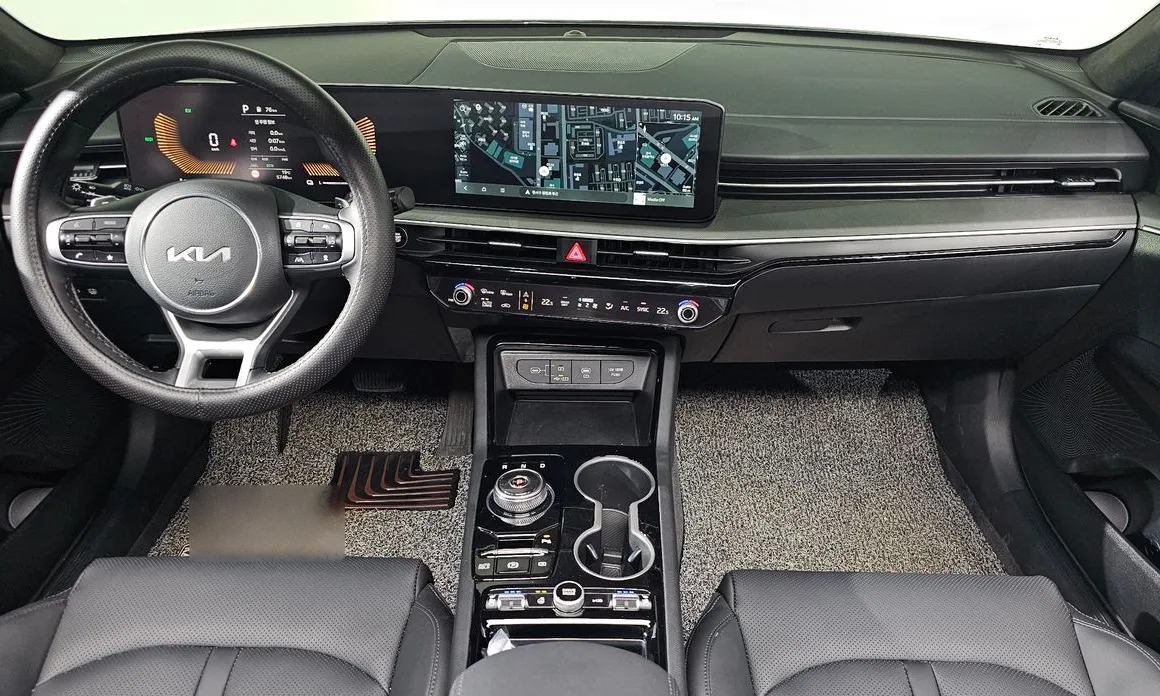 Kia K5 7