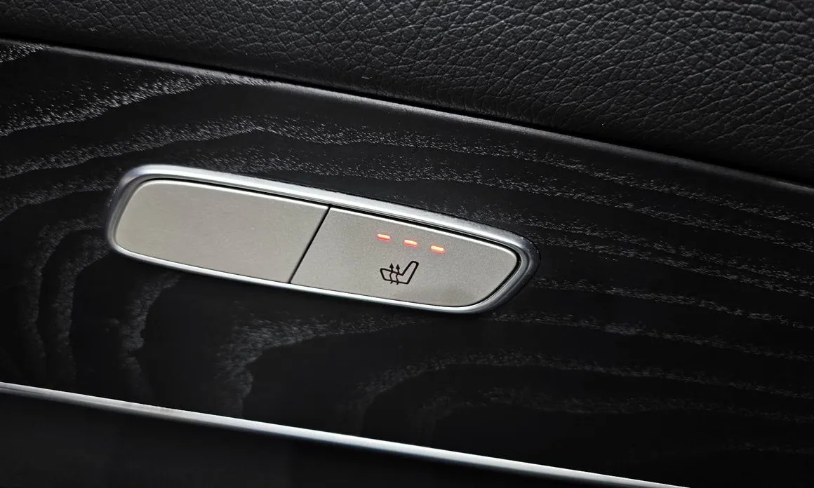Mercedes-Benz GLC-Class 18