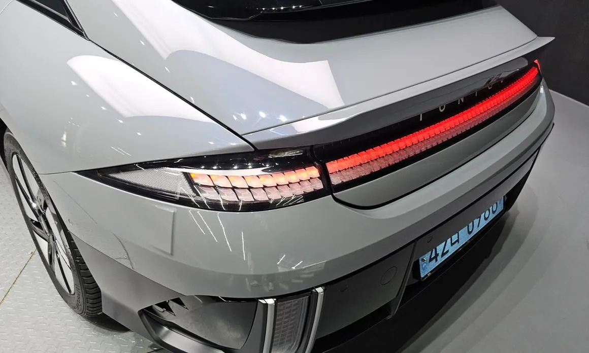 Hyundai Ioniq6 23