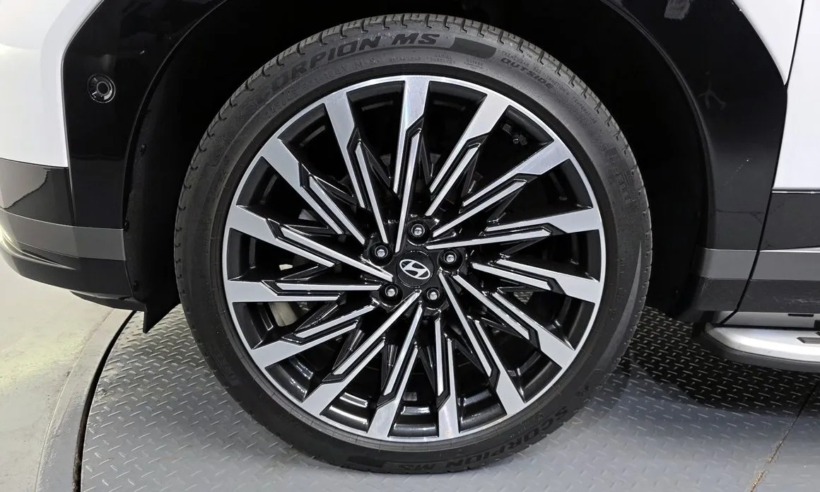 Hyundai Santafe 5