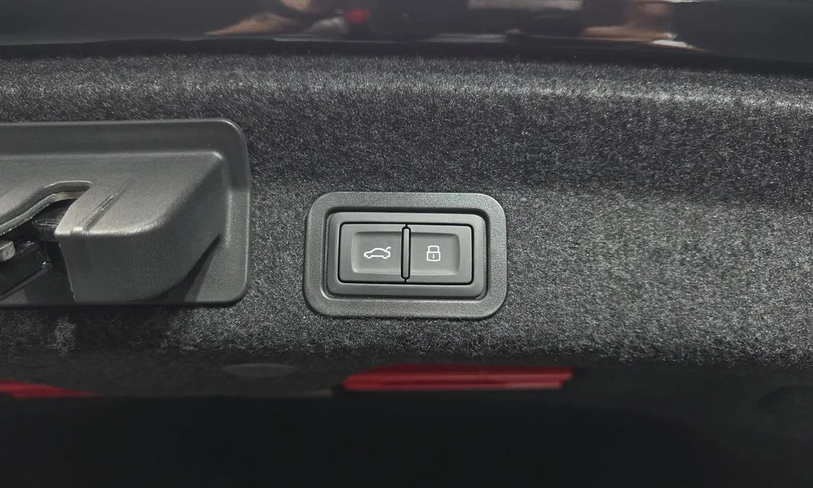 Audi A6 33