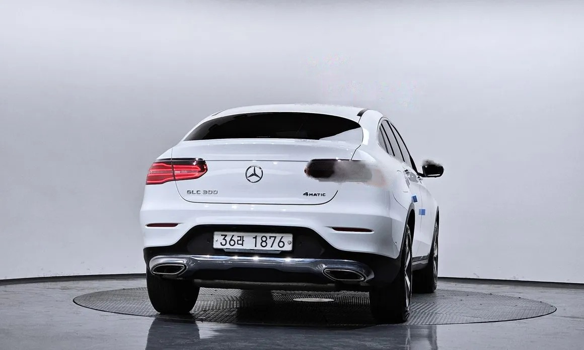 Mercedes-Benz GLC-Class 4