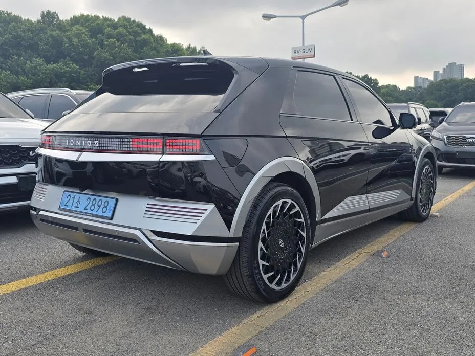 Hyundai Ioniq5 3