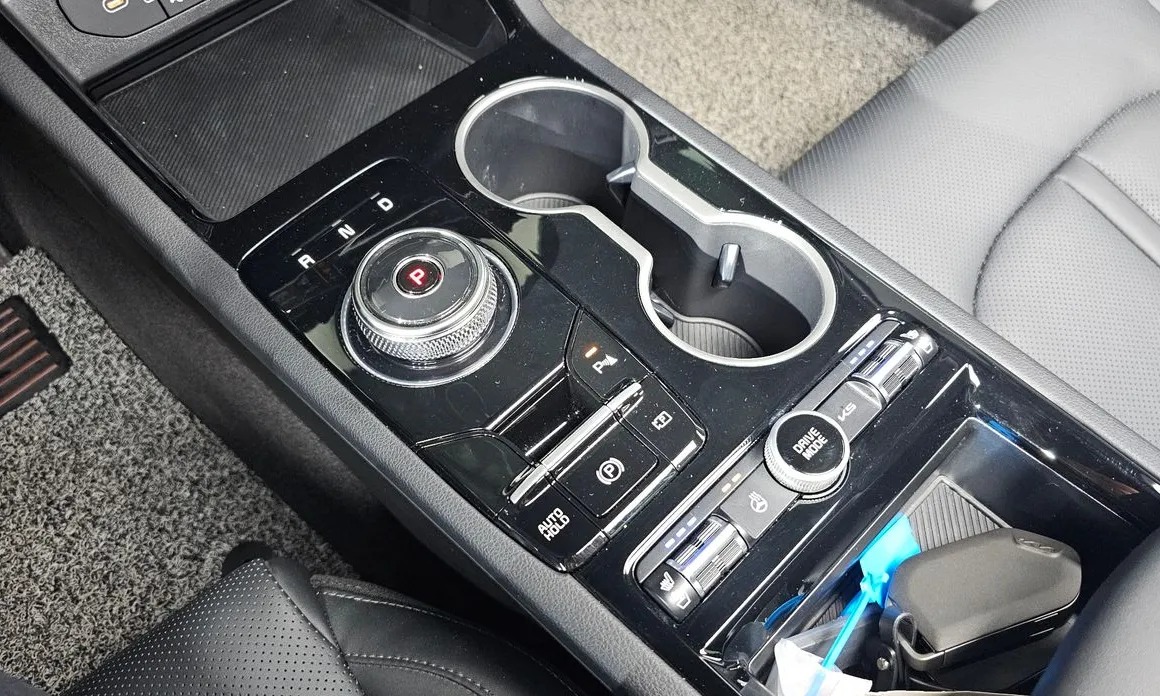 Kia K5 9
