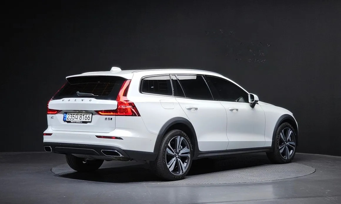 Volvo V60 2