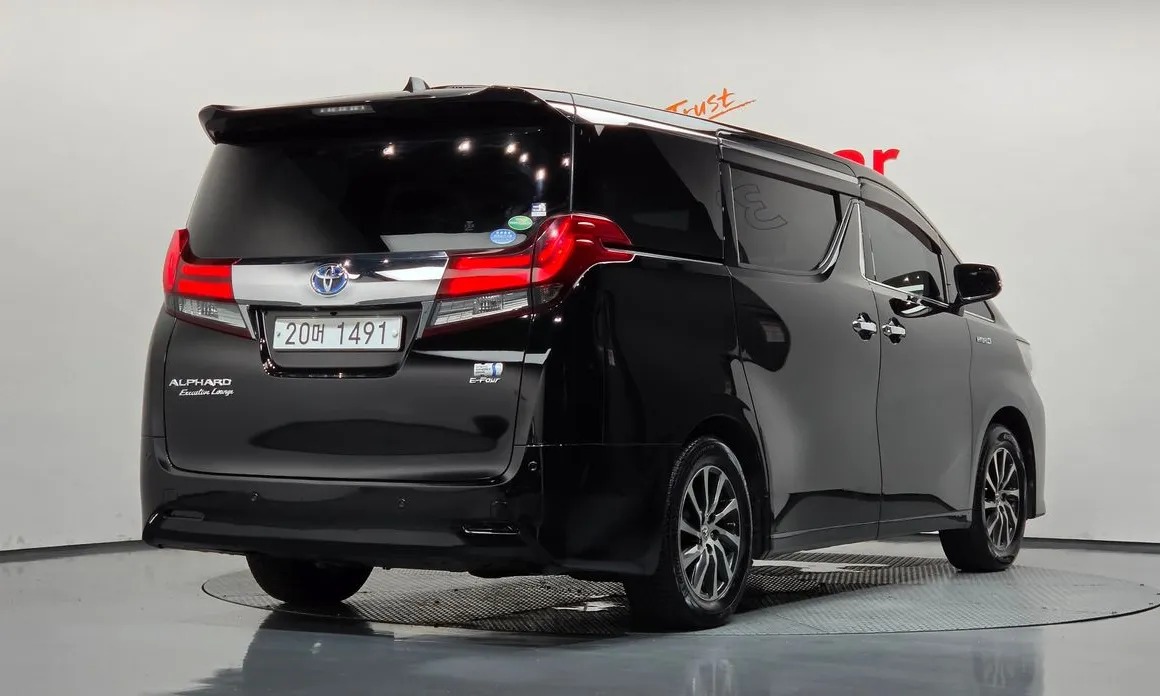 Toyota Alphard 2