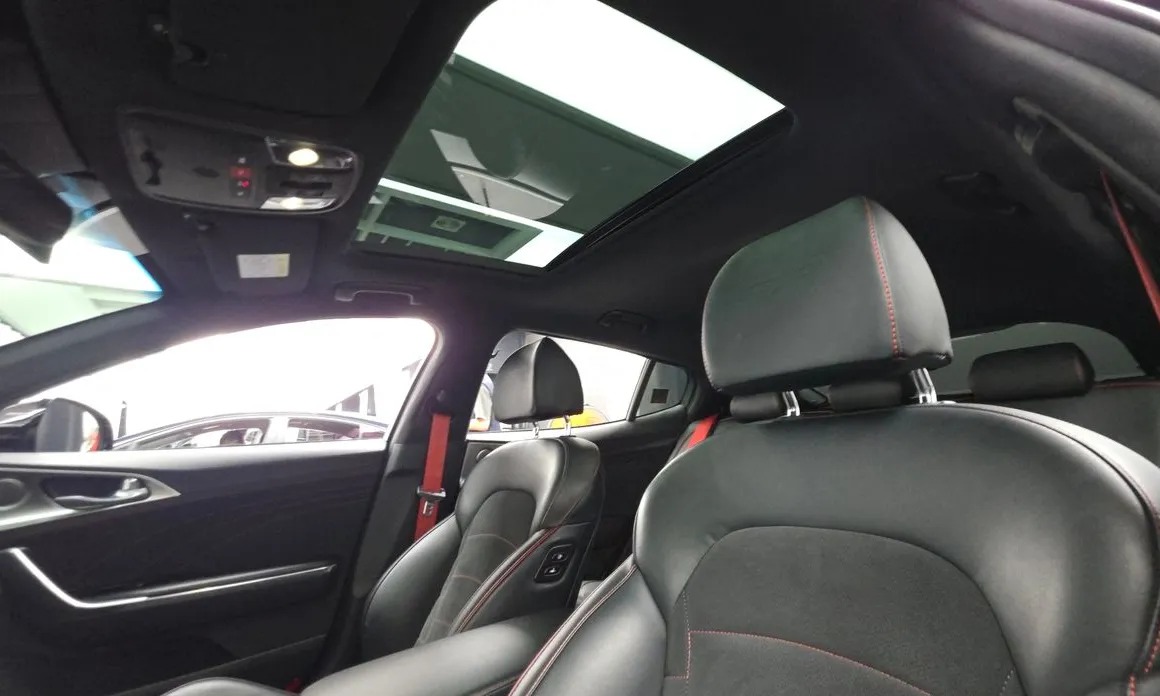 Kia Stinger 18
