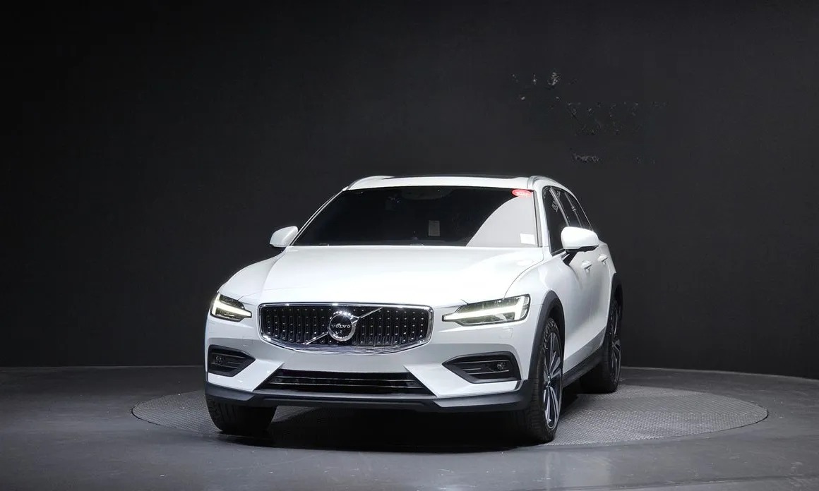 Volvo V60 3