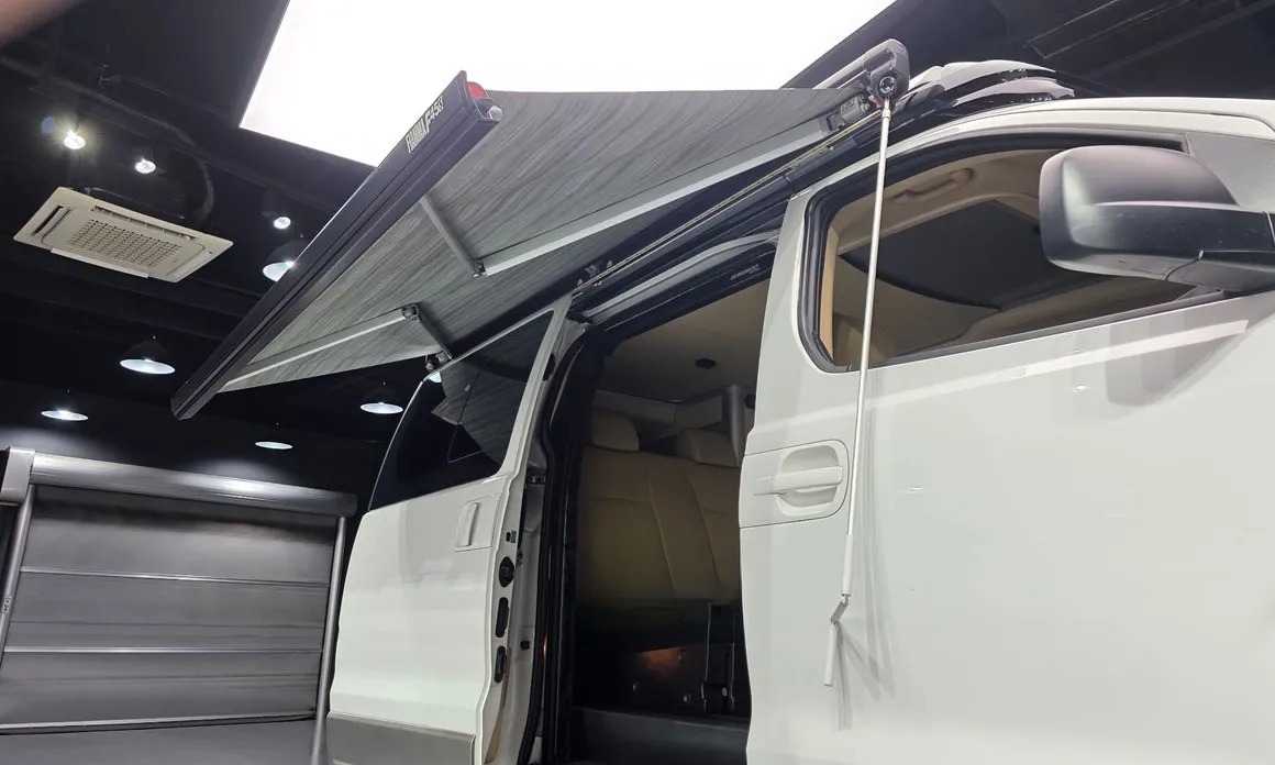 Hyundai Starex 15
