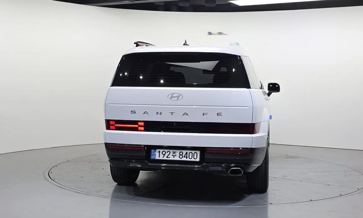 Hyundai Santafe 4