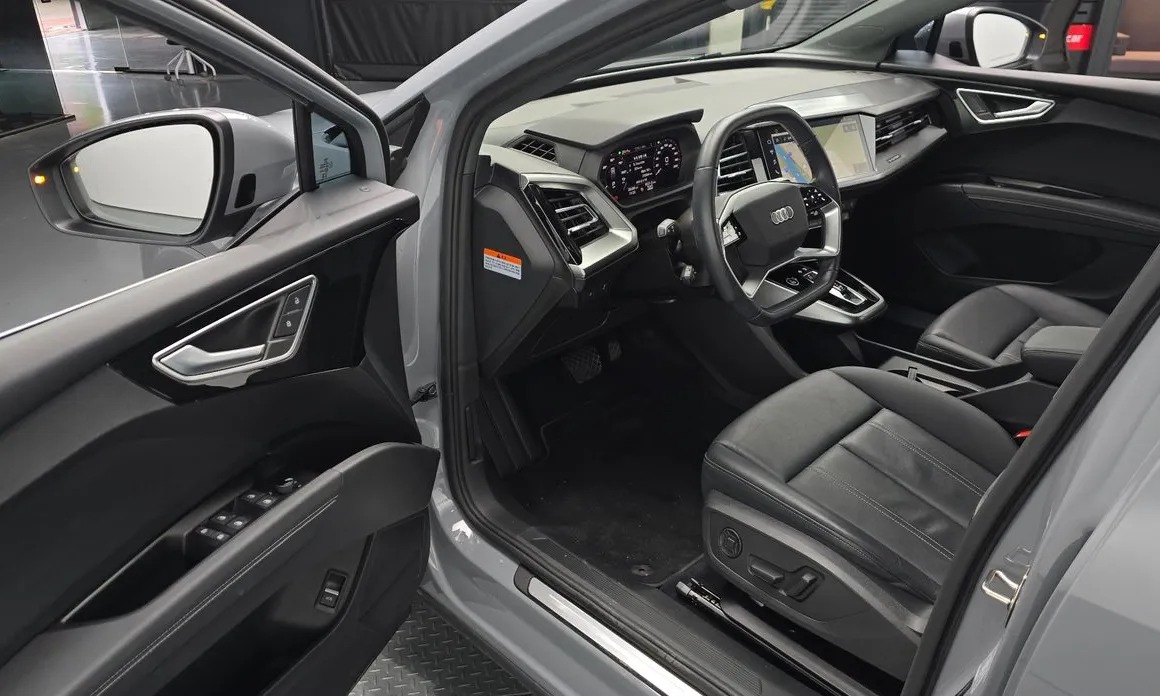 Audi Q4 e-tron 10