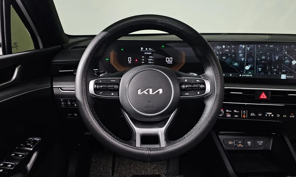 Kia K5 14