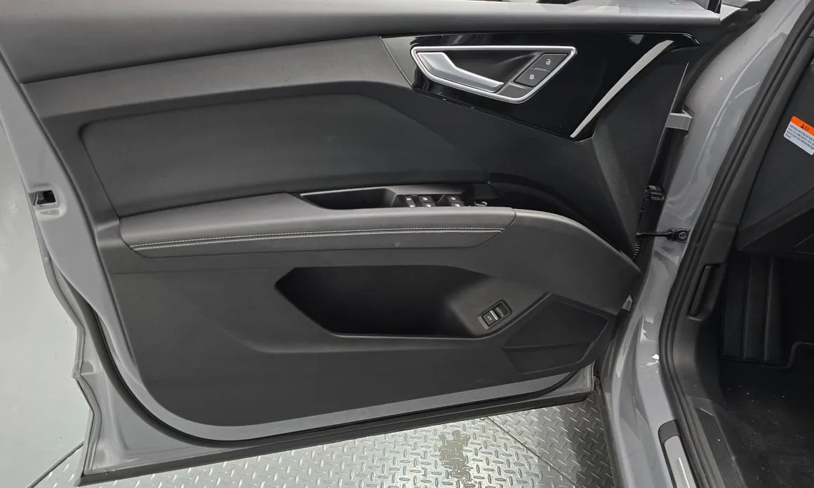 Audi Q4 e-tron 24