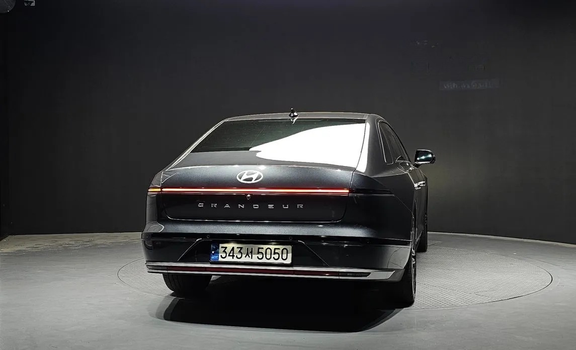 Hyundai Grandeur 4