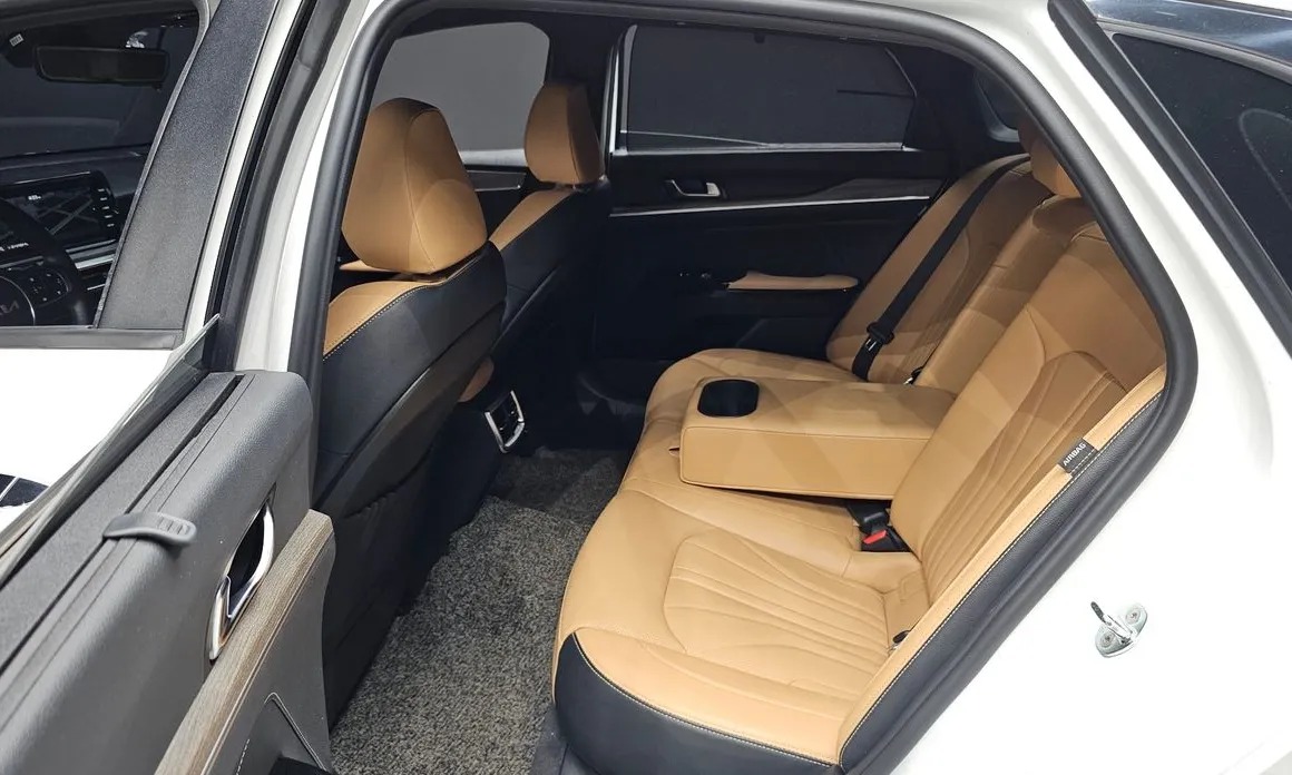 Kia K5 12