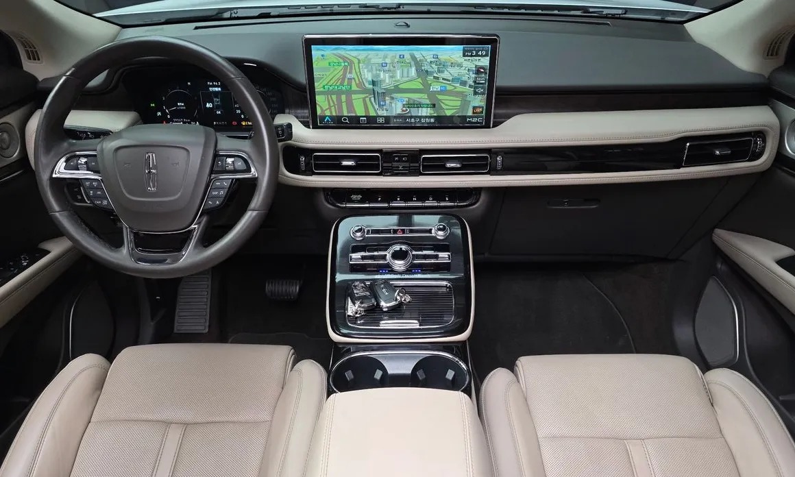 Lincoln Nautilus 7