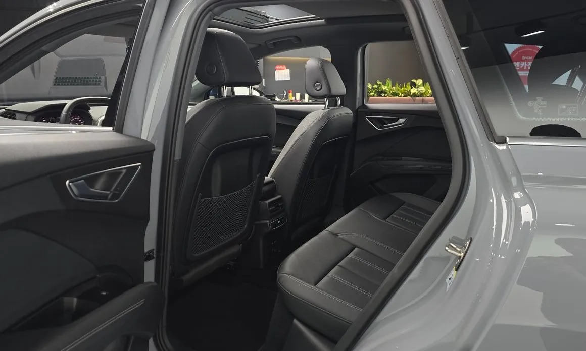 Audi Q4 e-tron 11