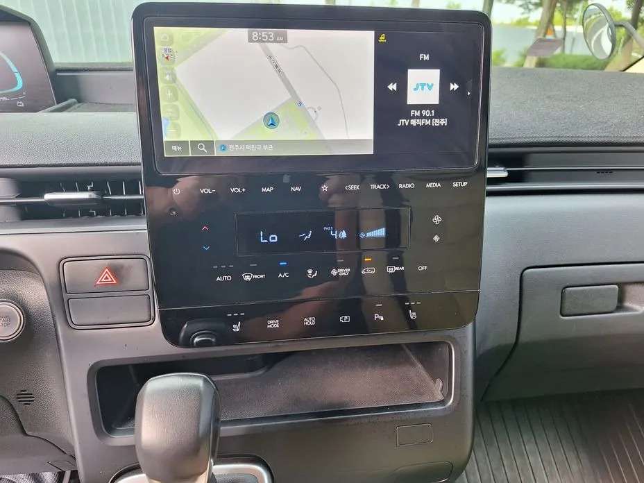 Hyundai Staria 11