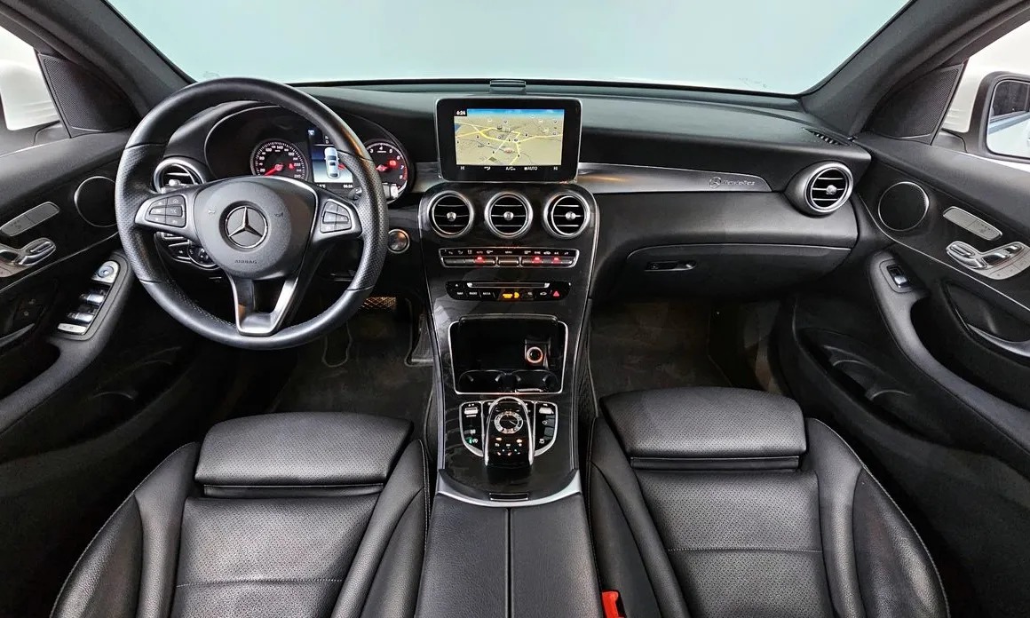 Mercedes-Benz GLC-Class 7