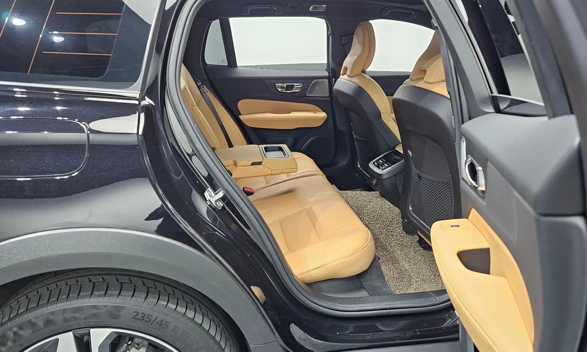 Volvo V60 11