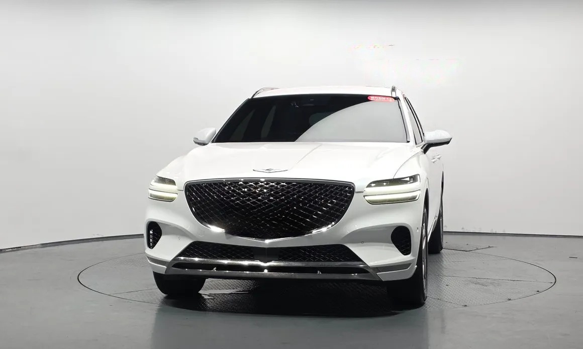 Genesis GV70 3