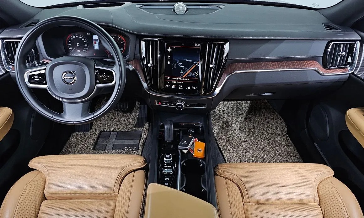 Volvo V60 7