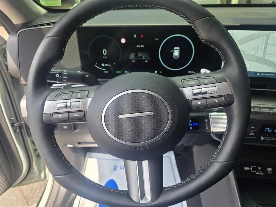Hyundai Kona 5
