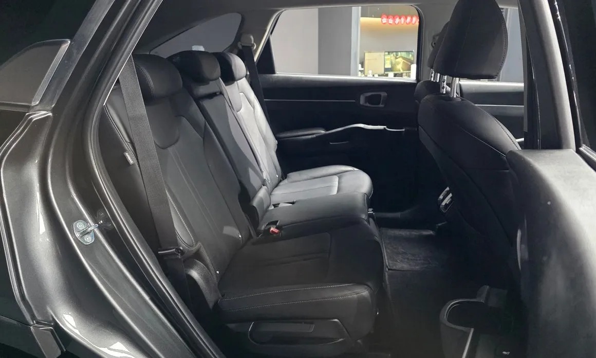 Kia Sorento 12
