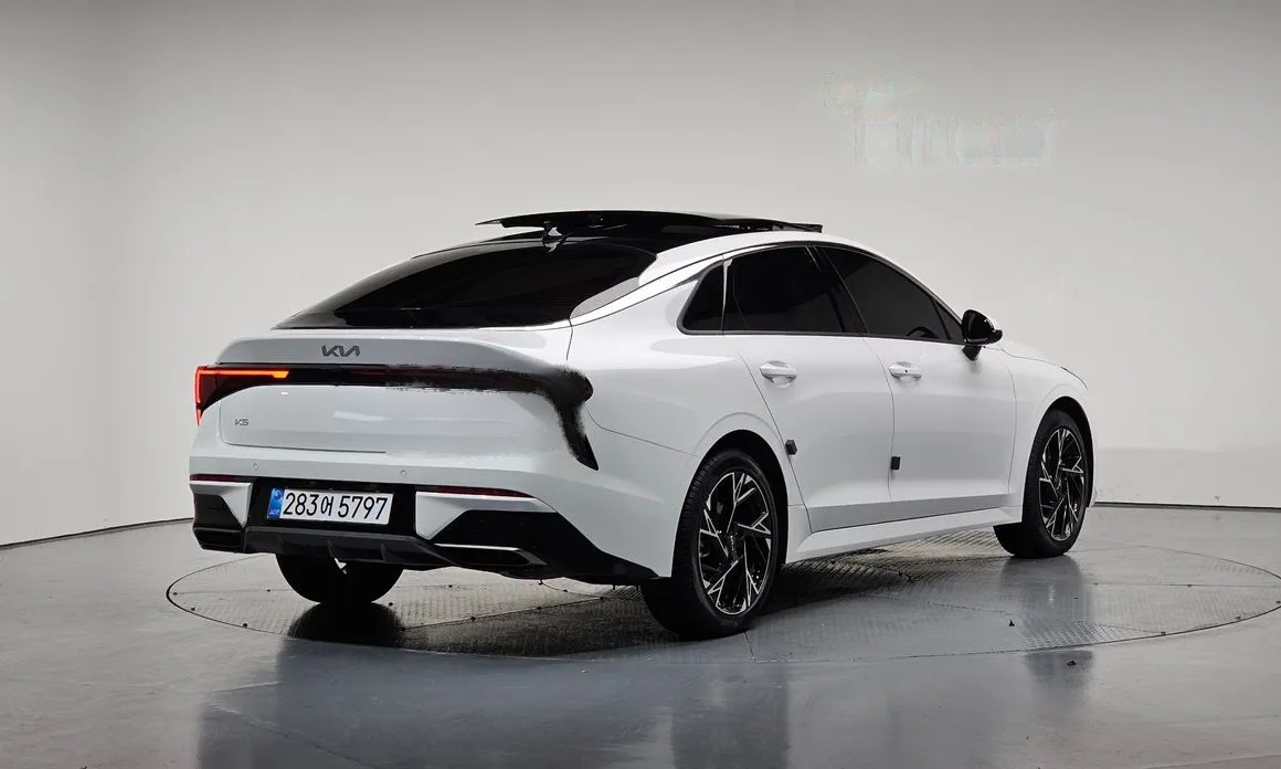 Kia K5 2